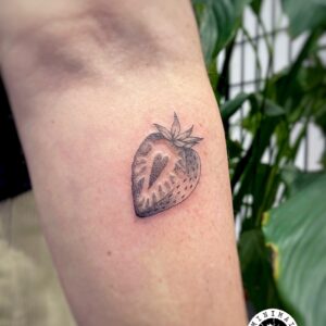 minimal-tattoo-prague5